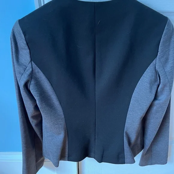 Blazer - Picture 3 of 3